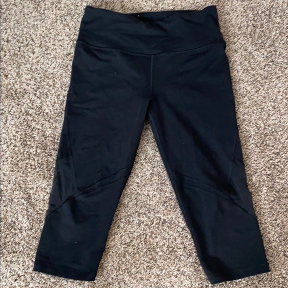 Victoria secret crop size medium